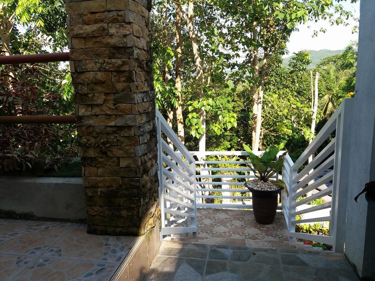 Villa Feliza Loboc Kültér fotó